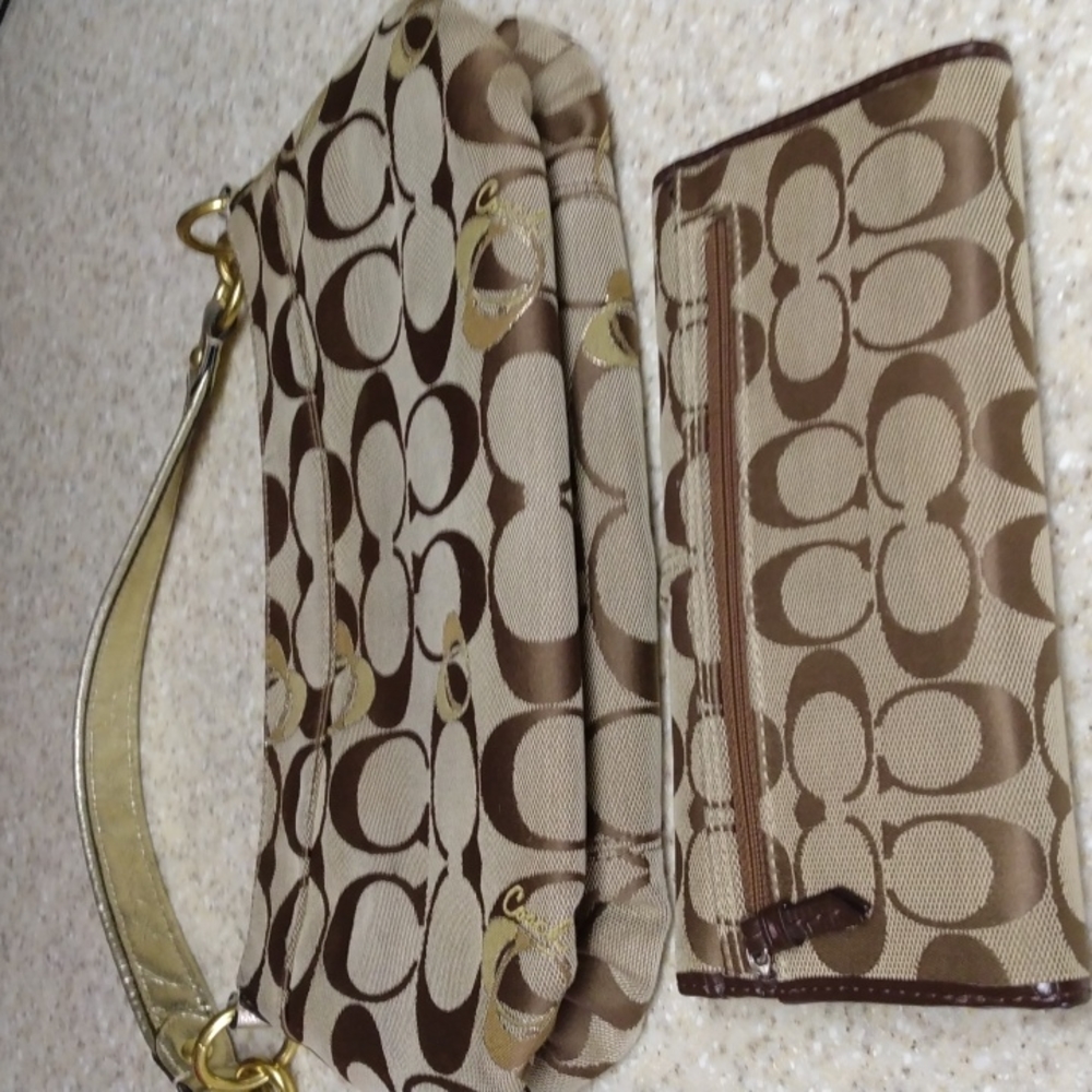 Coach Three Piece Set - Picture 2 of 7